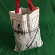 <b>無紡布袋子定做價格哪家廠便宜？</b>